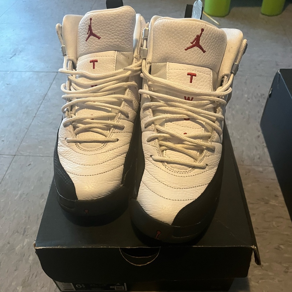 Air Jordan Retro 12 “Taxi Flip”